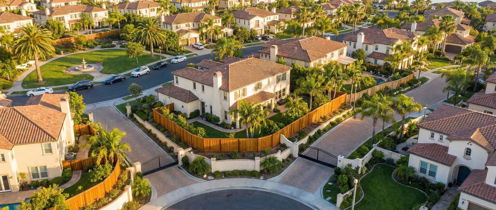 San Diego HOA community fence painting