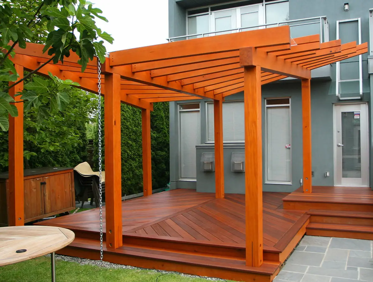 Pergola Staining & Sealing